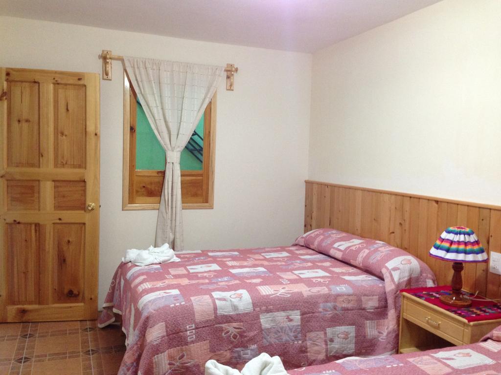 Hotel Posada Las Rosas San Cristóbal de Las Casas Szoba fotó