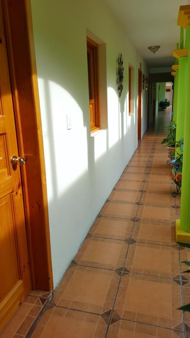 Hotel Posada Las Rosas San Cristóbal de Las Casas Kültér fotó